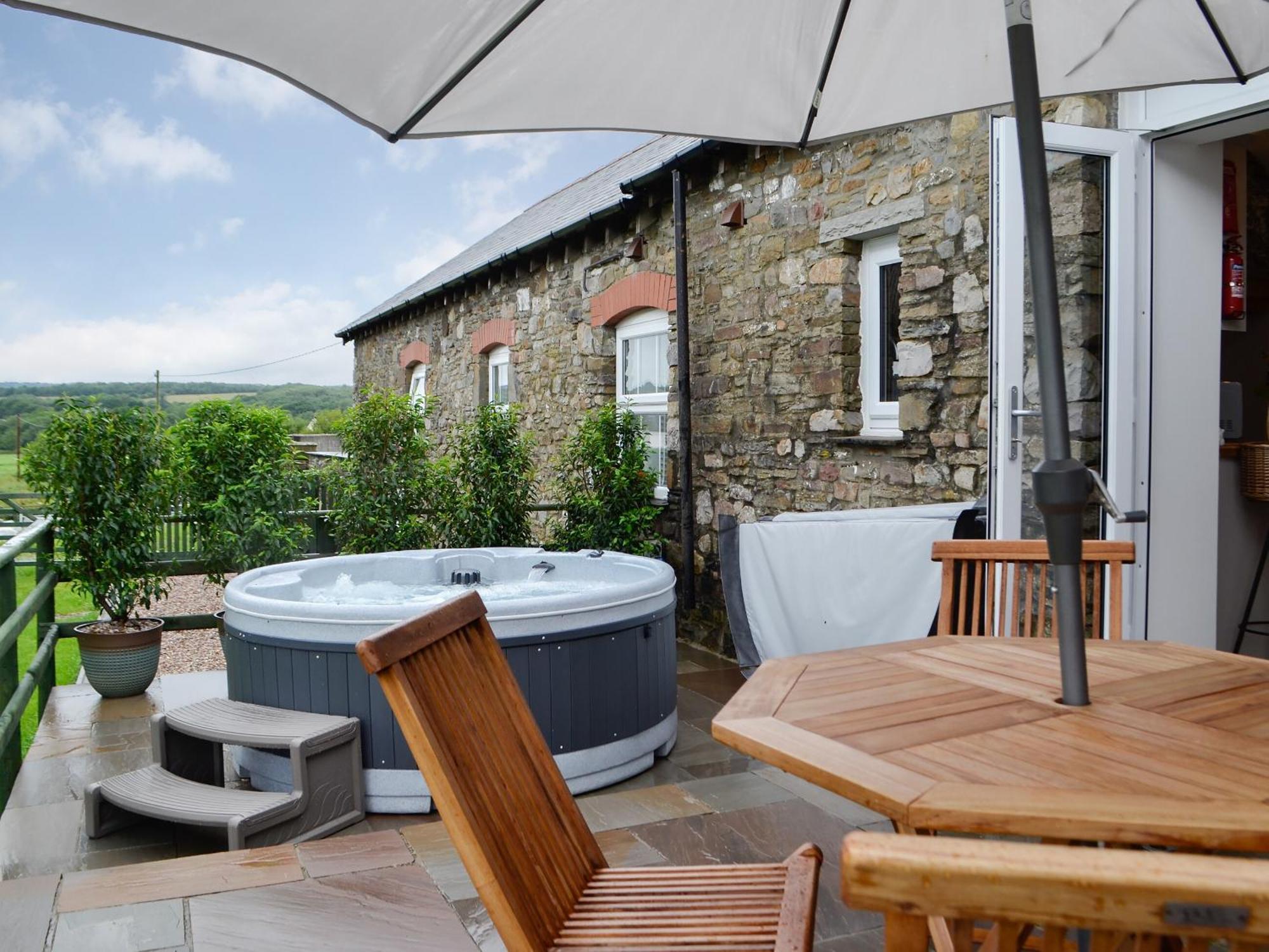Sgubor Llwyndu Villa Betws  Exterior foto